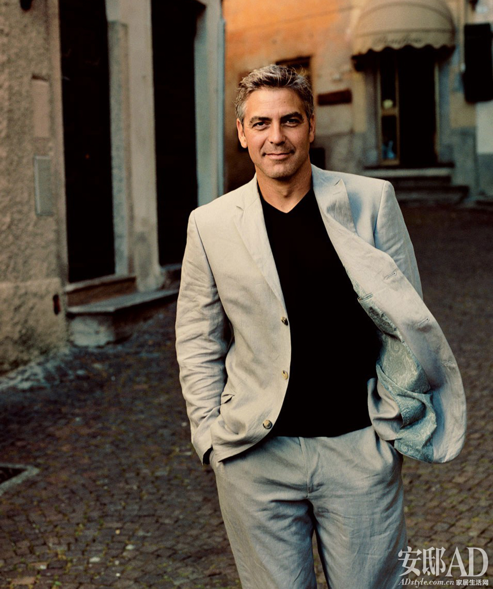 乔治克鲁尼妻子的一家,女儿奴英文