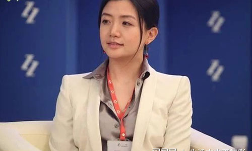 马云背后操盘手,女版“巴菲特”三顾茅庐请到手,三月狂赚138亿