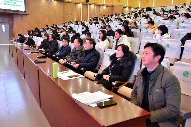 市钟吾初中打造“成贤学堂”建设优秀班群