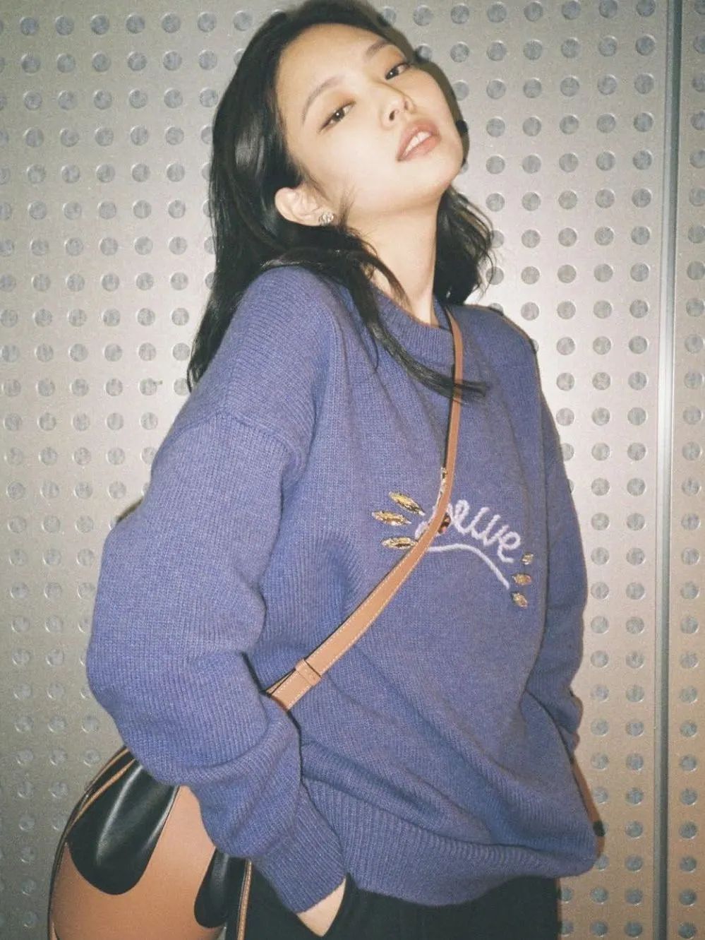 虞书欣穿的可爱灵动的衣服,自己认为适合虞书欣的衣服