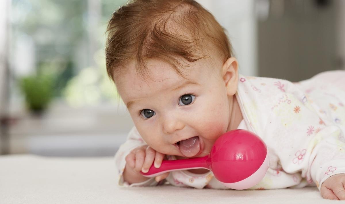 宝宝厌奶期要怎么解决,宝宝厌奶期有什么办法解决