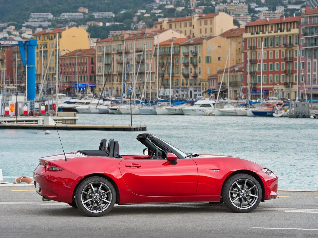 30w敞篷车4座,30w左右的敞篷车