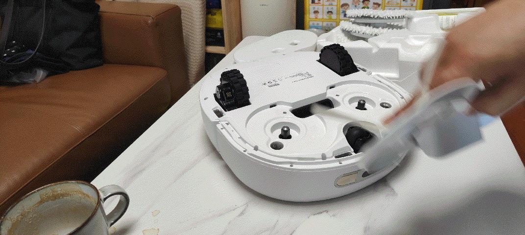 拖地扫地一体机如何自动清洗,扫地拖地机器人自动清洗