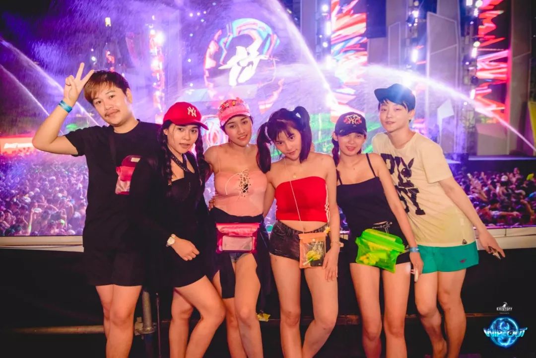 泰国泼水节攻略,泰国泼水节自由行攻略