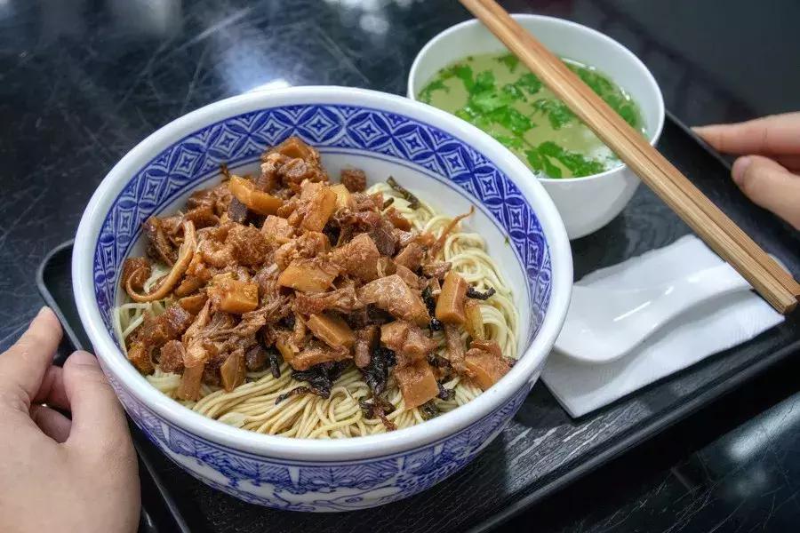 上海面馆沪西老弄堂地址,上海闸北区十大人气面馆