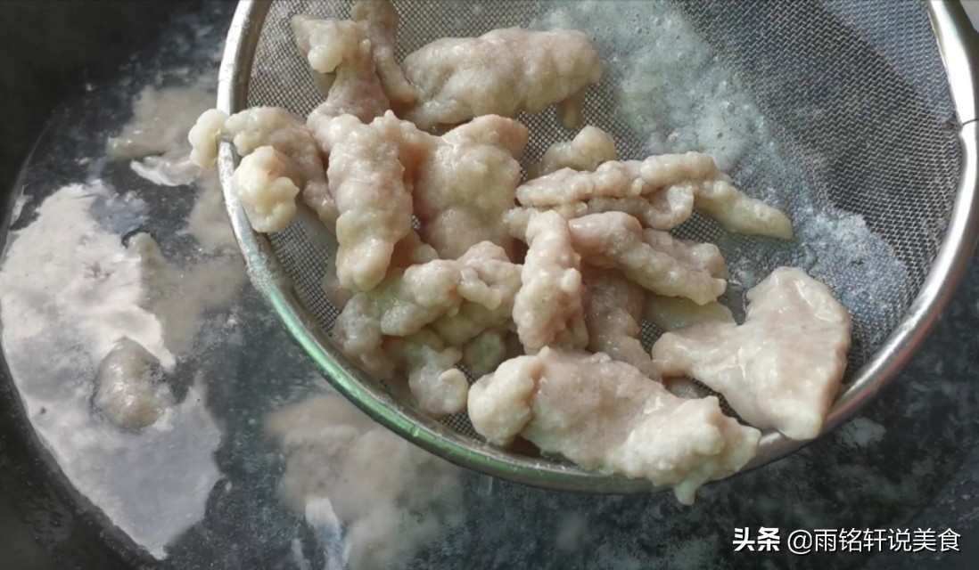 瘦肉怎么做又嫩又滑不柴,瘦肉怎样做不柴又嫩又好吃
