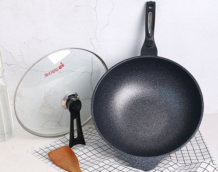 无烟无涂层不粘锅推荐,比较好用无油烟的不粘锅