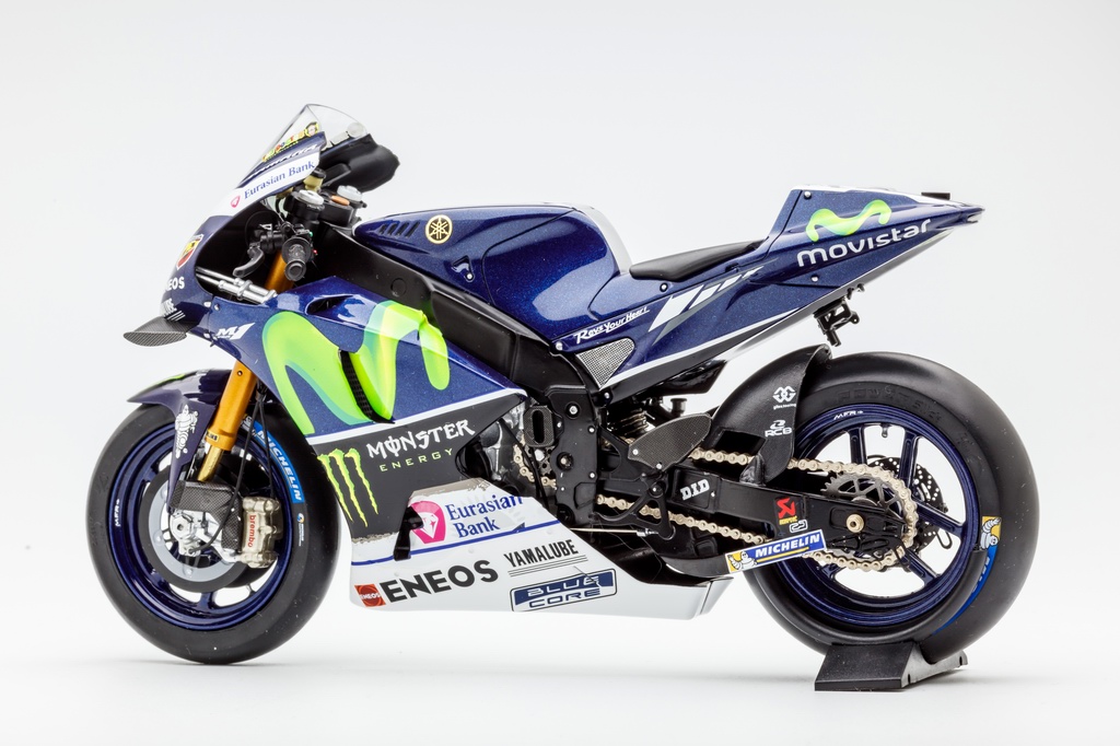 罗西的战马——YamahaYZR-M1测评