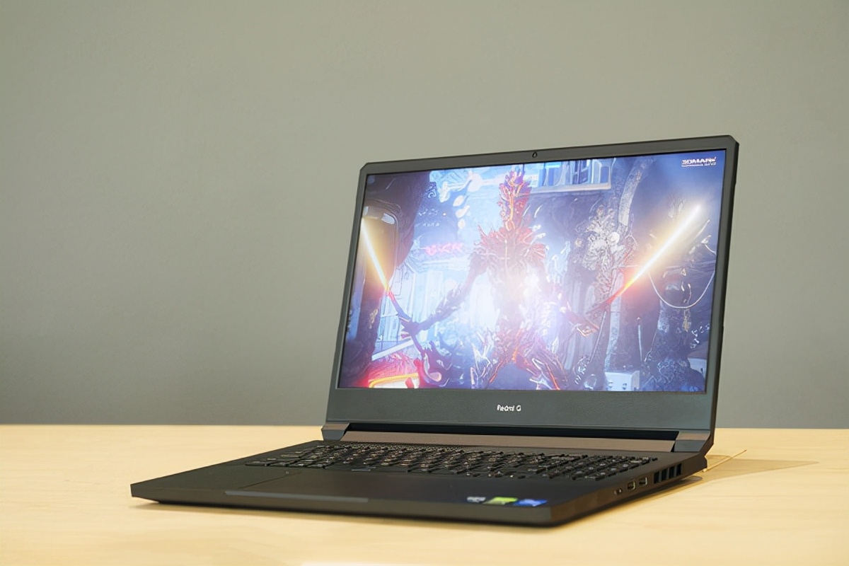 目前公认最值得入手的游戏笔记本,十大值得入手的游戏笔记本