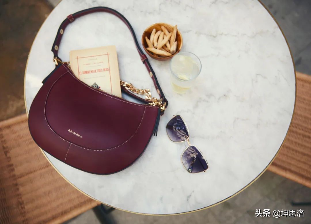品牌种草丨西班牙时装品牌PedrodelHierro2021秋冬理想生活