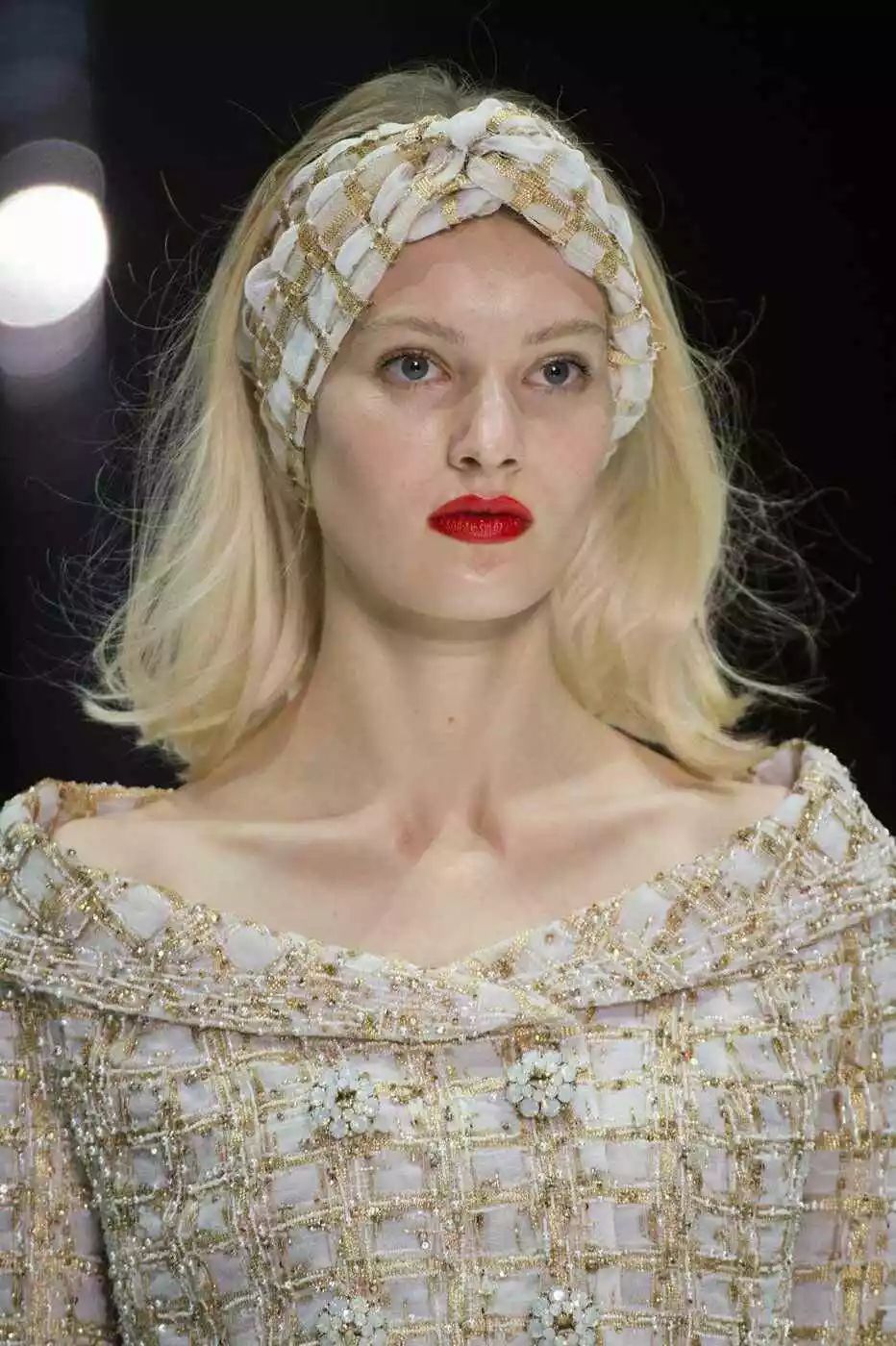 高额头适合哪种发带,如何挑选适合自己的发带