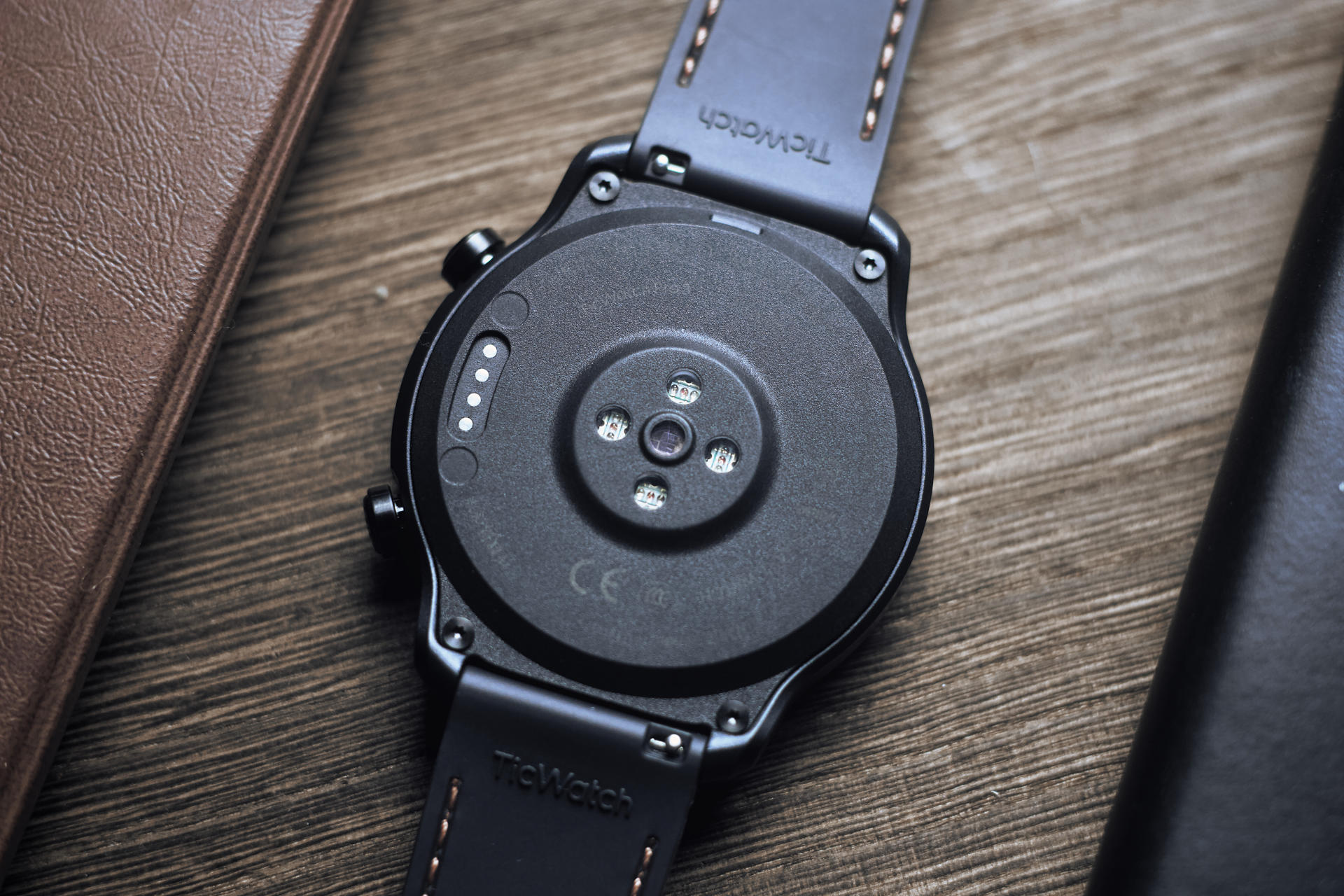 ticwatchpro3老款和新款,ticwatchpro3尊享版评测