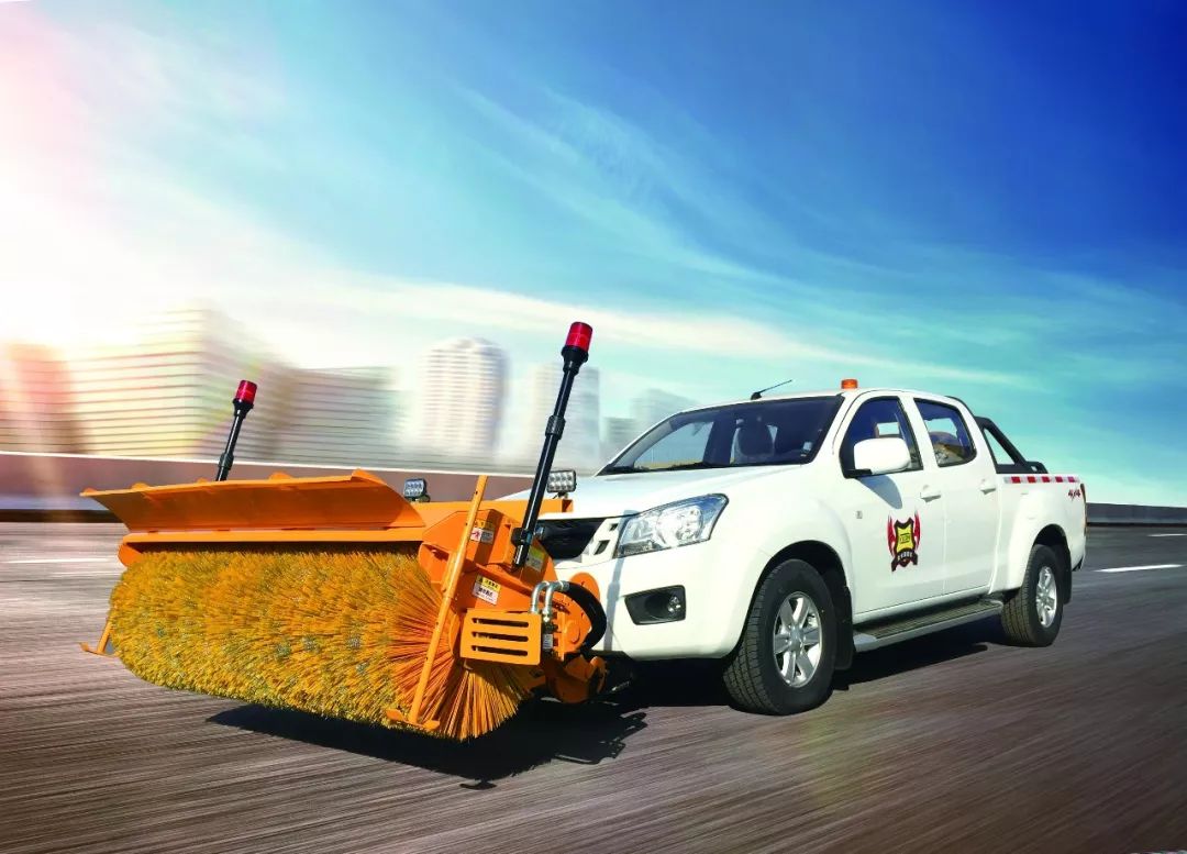 除雪保畅为平安年保驾护航,除雪保畅通全力出动