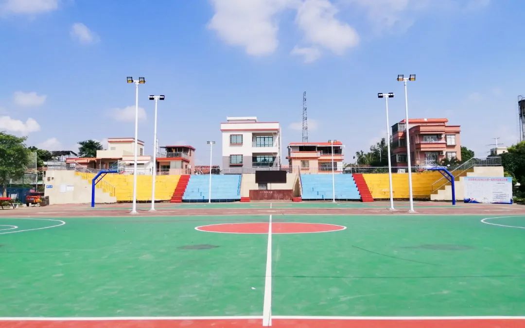 羽毛球场被停车怎么办,羽毛球场被停车