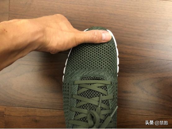 跑者买跑鞋的理由,跑者买大一码还是正码