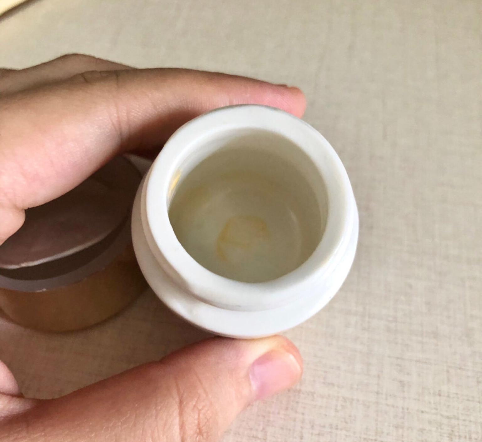 国货安安补水精华测评,国货美白补水好用不贵