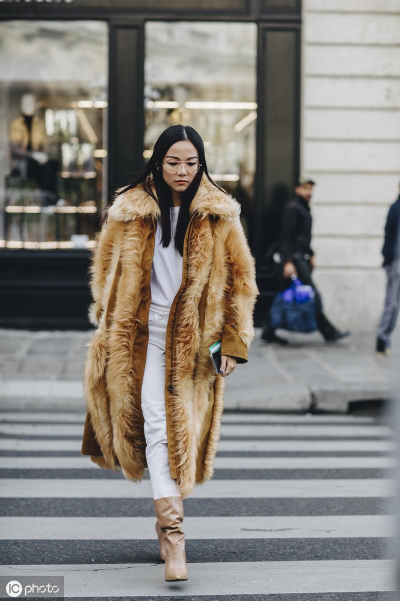 皮草怎么穿不富态,皮草怎么穿不显臃肿