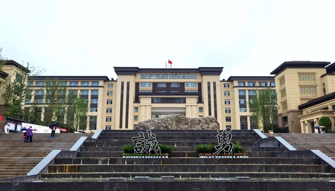 社长总编主编,社长总编