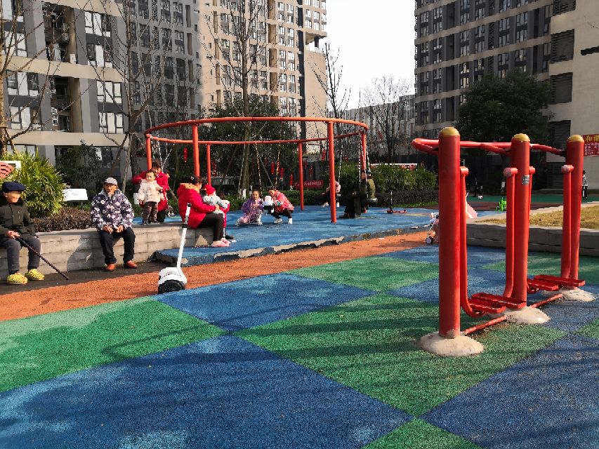 不知不觉中从夏天跑到了冬天,不知不觉跑到了冬天