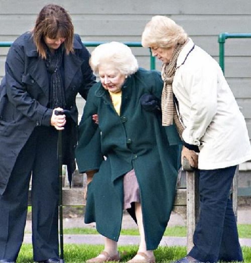 英国首相撒切尔的一生视频,政坛铁娘子撒切尔夫人一生铁腕