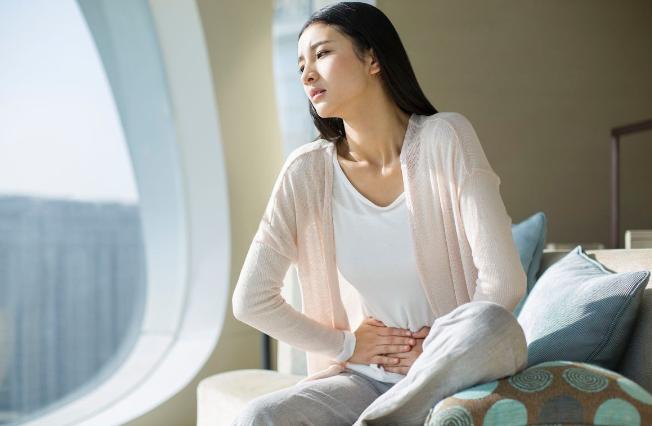 痛经怎么办教你一招轻松告别痛苦,痛经怎么办教你一招自己缓解