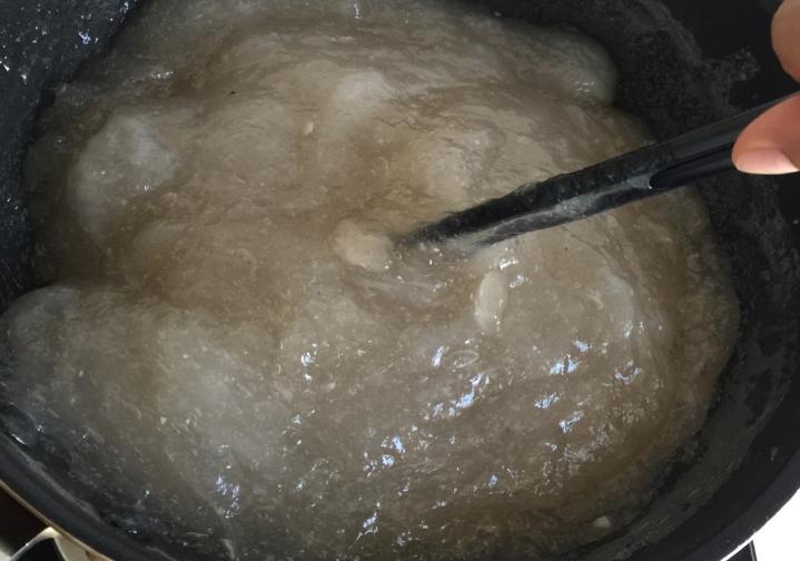 红薯凉粉的做法比例是1:5还是1:6,河南红薯凉粉的家常凉拌吃法做法