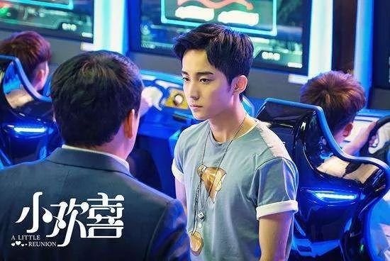 小欢喜黄磊和沙溢在地下车库,小欢喜沙溢黄磊父母年轻时的模样