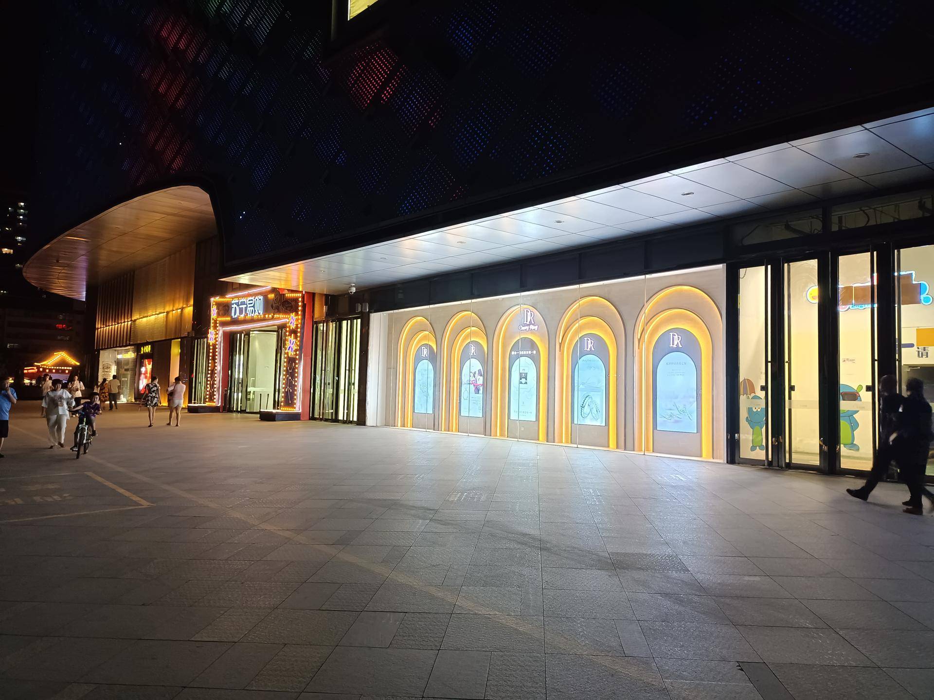 iqooz1到底值得入手吗,iqooz1是否值得入手