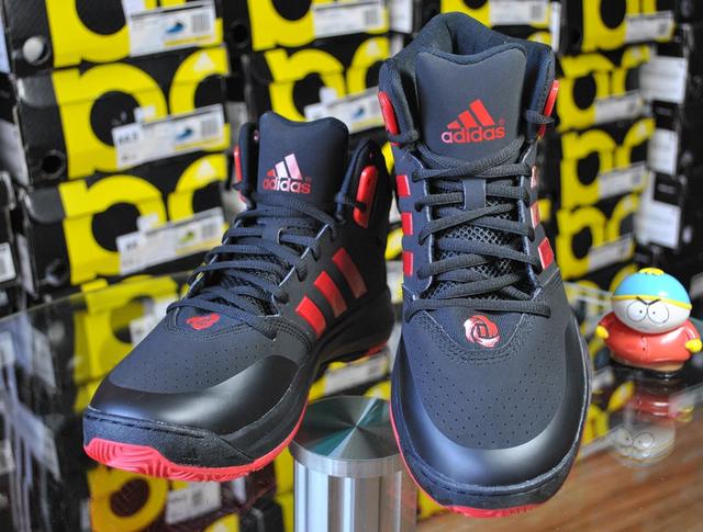 十大正品阿迪清仓鞋,值得入手的阿迪达斯篮球鞋
