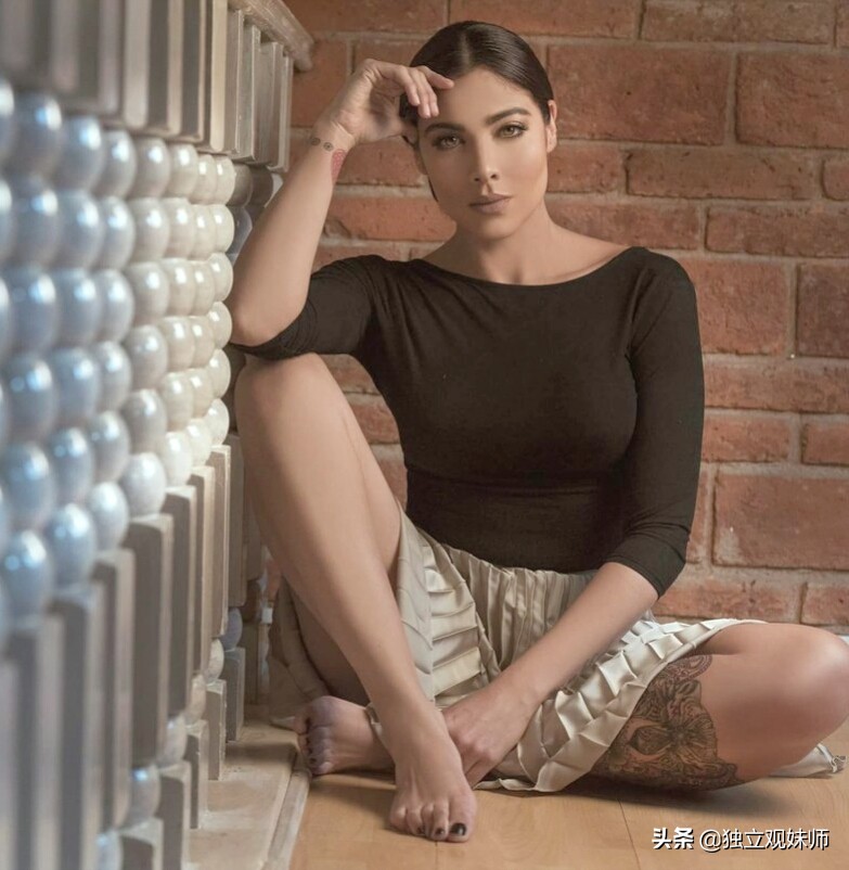 美女费尔南德斯,环球美女超模娜塔莉亚