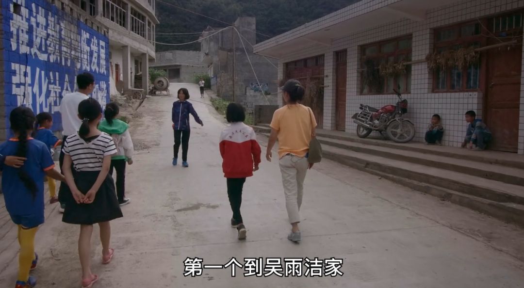 看完贫困山区孩子学习生活的感受,看大山里的孩子有感