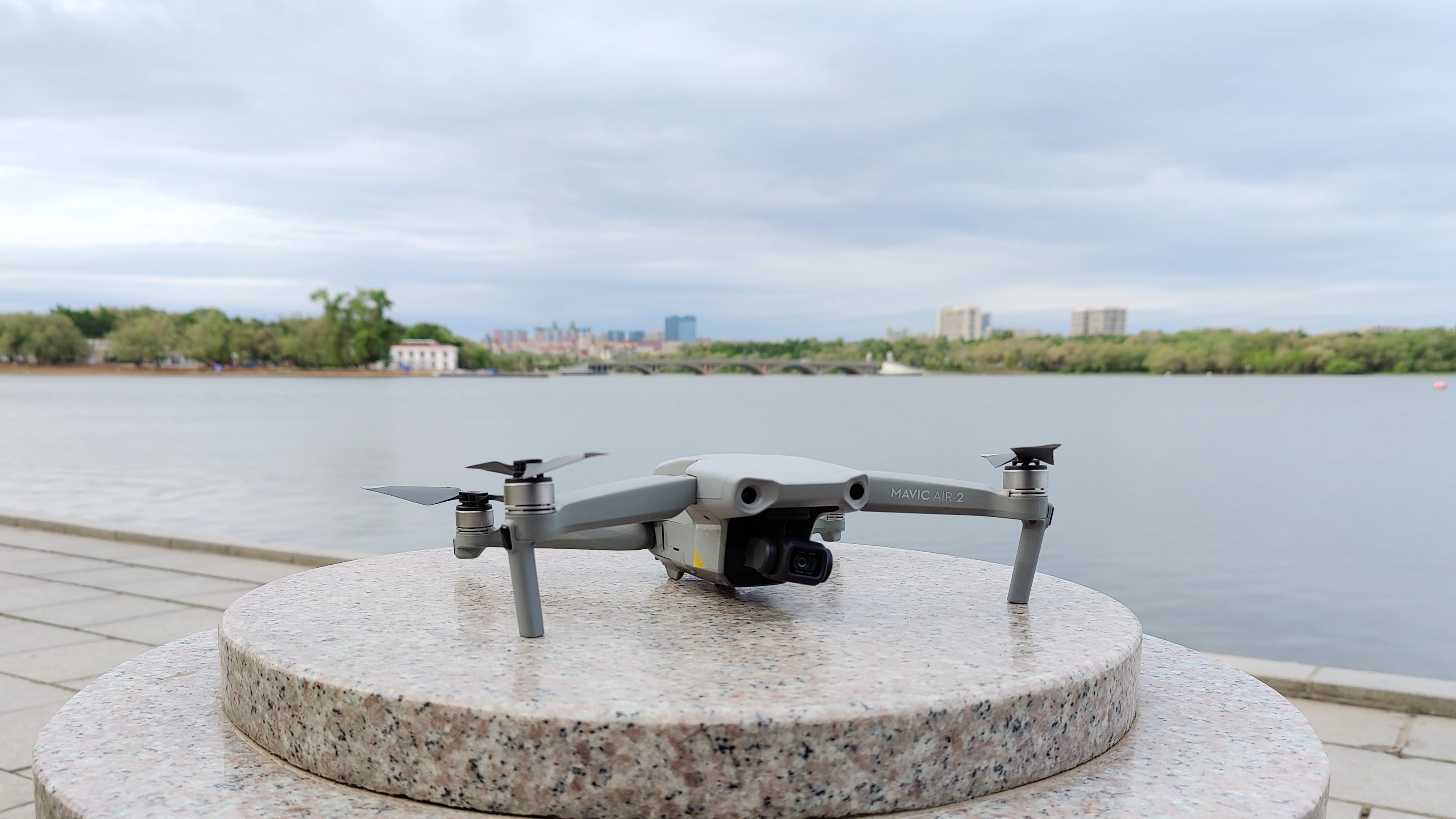 航拍无人机大疆是最好的吗,大疆御mavicair2无人机航拍技巧