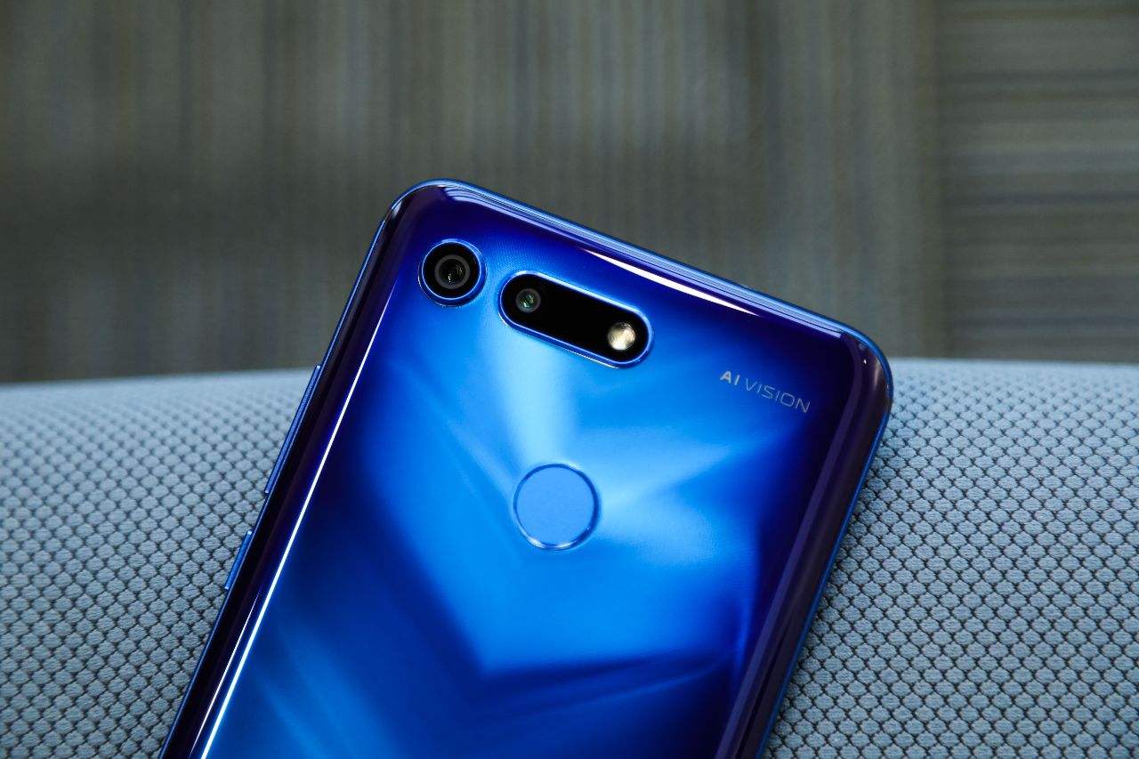 荣耀v20麒麟980手机好不好,荣耀v20什么配置性价比最高