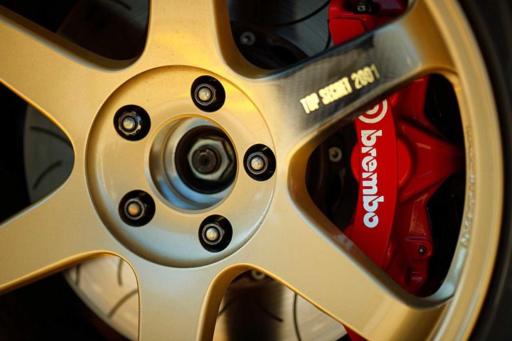 平行进口斯巴鲁wrxsti,斯巴鲁brzsti套件