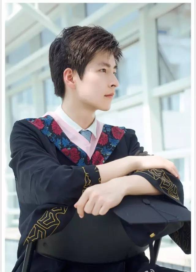 看完北大校草的高中学习总结原来学霸和学渣的之间的差别这么大