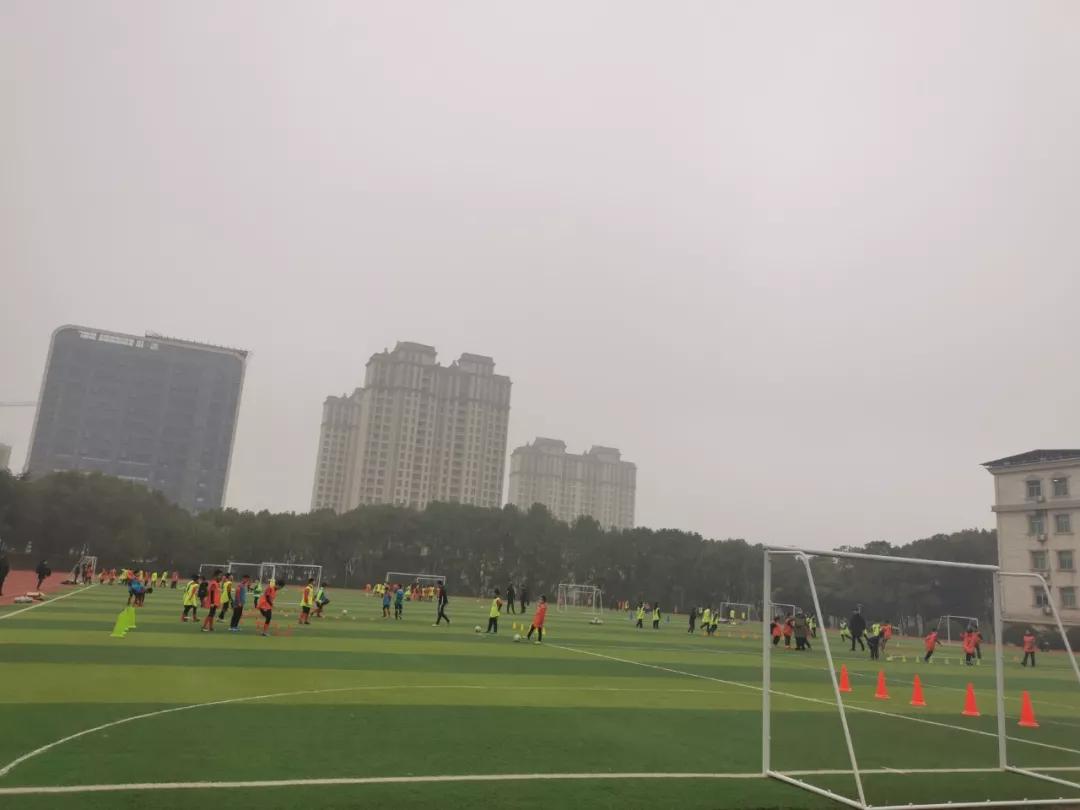 全国校园足球夏季训练营,2023足球训练营暑假