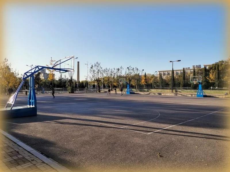 多个运动场馆免费开放,动起来体育公园