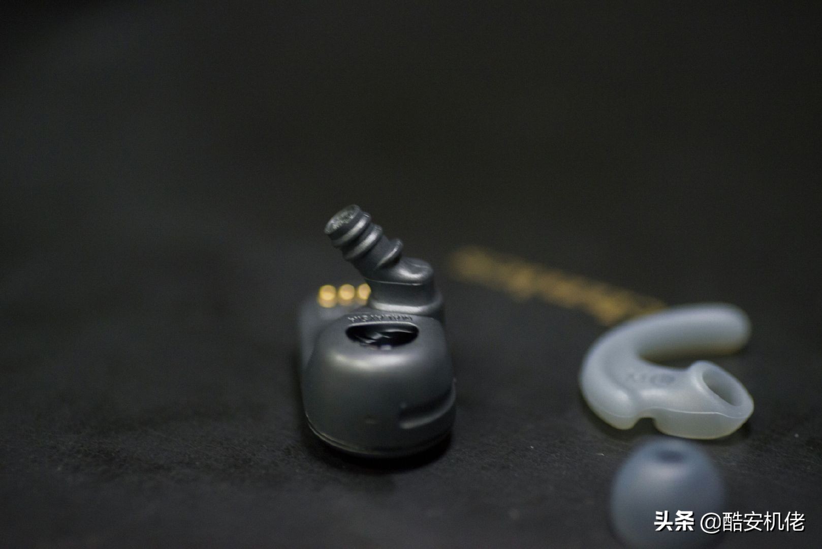 索尼降噪豆wf-1000xm4换电池,索尼wf1000xm4无线降噪耳机简评