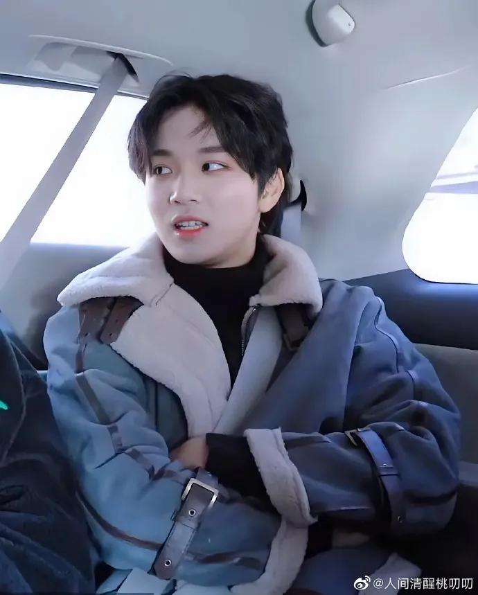 黄子韬王一博101创造营,创四选手撞脸王源