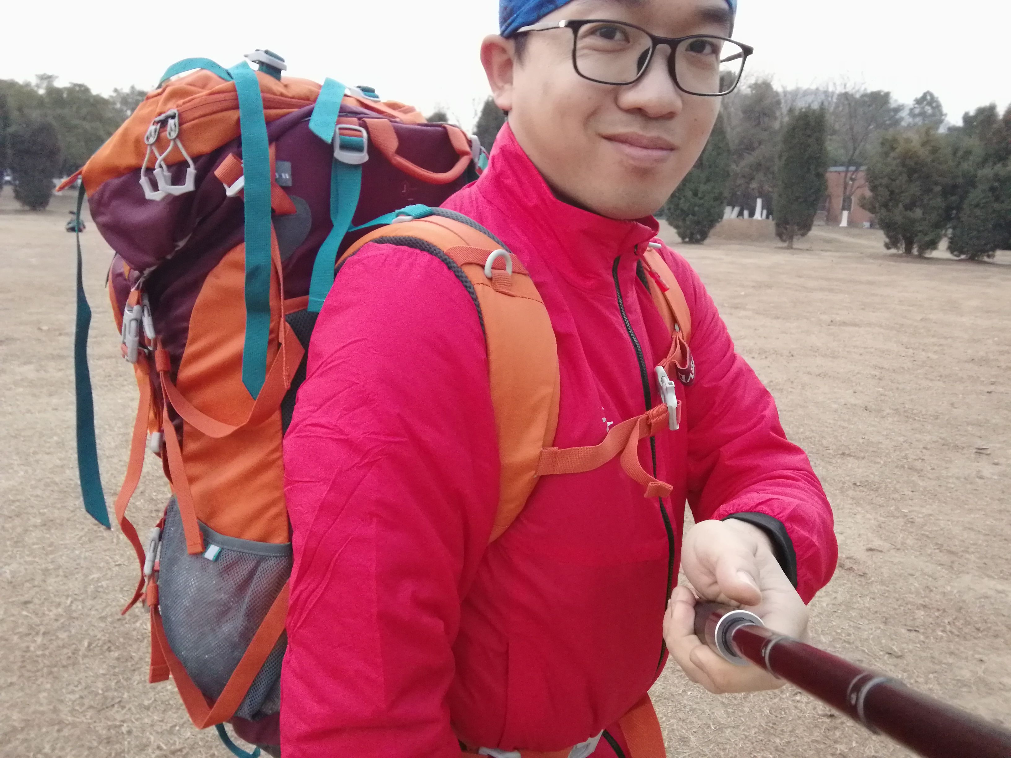 探路者60l登山包,探路者户外男款双肩背包