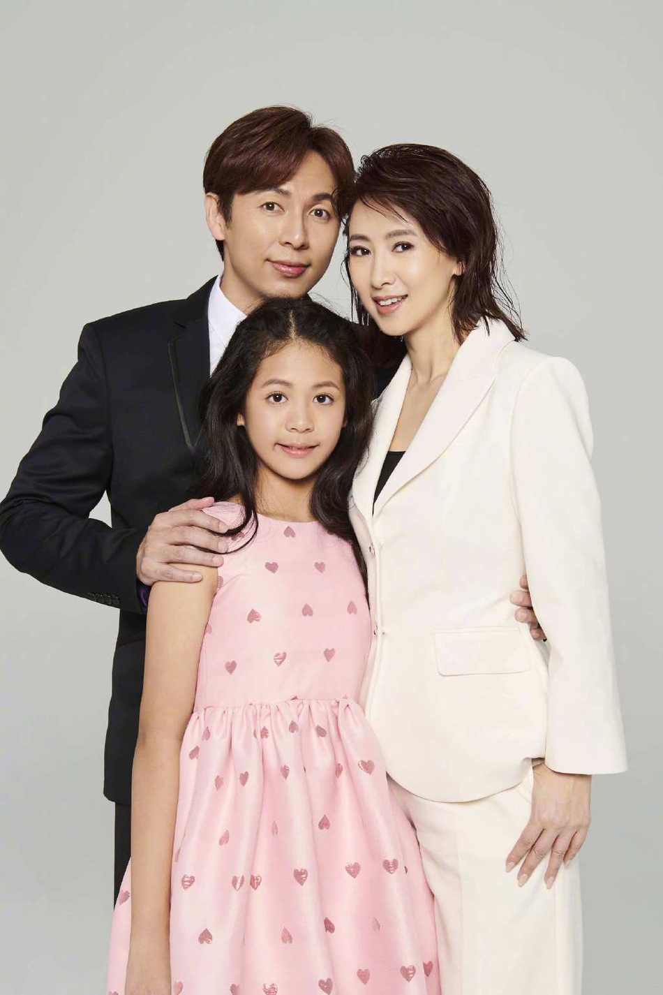 翁虹为什么嫁给了黑泽明,翁虹为何嫁给杨振宁