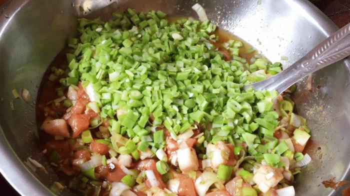 蒸包子塌底怎么解决,蒸包子粘锅拿不下来怎么办