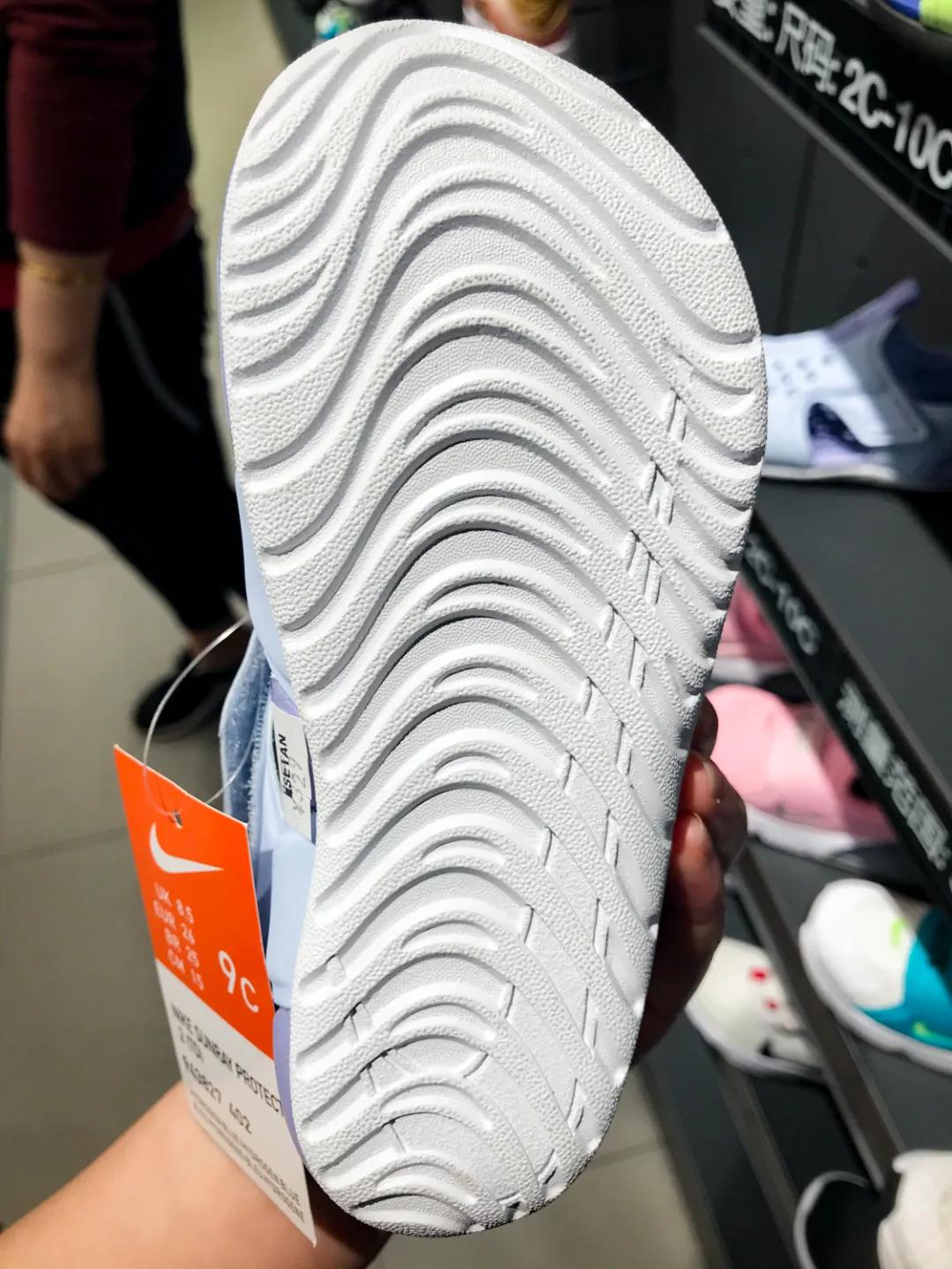 儿童穿哪种凉鞋比较好测评,关爱宝宝从脚开始