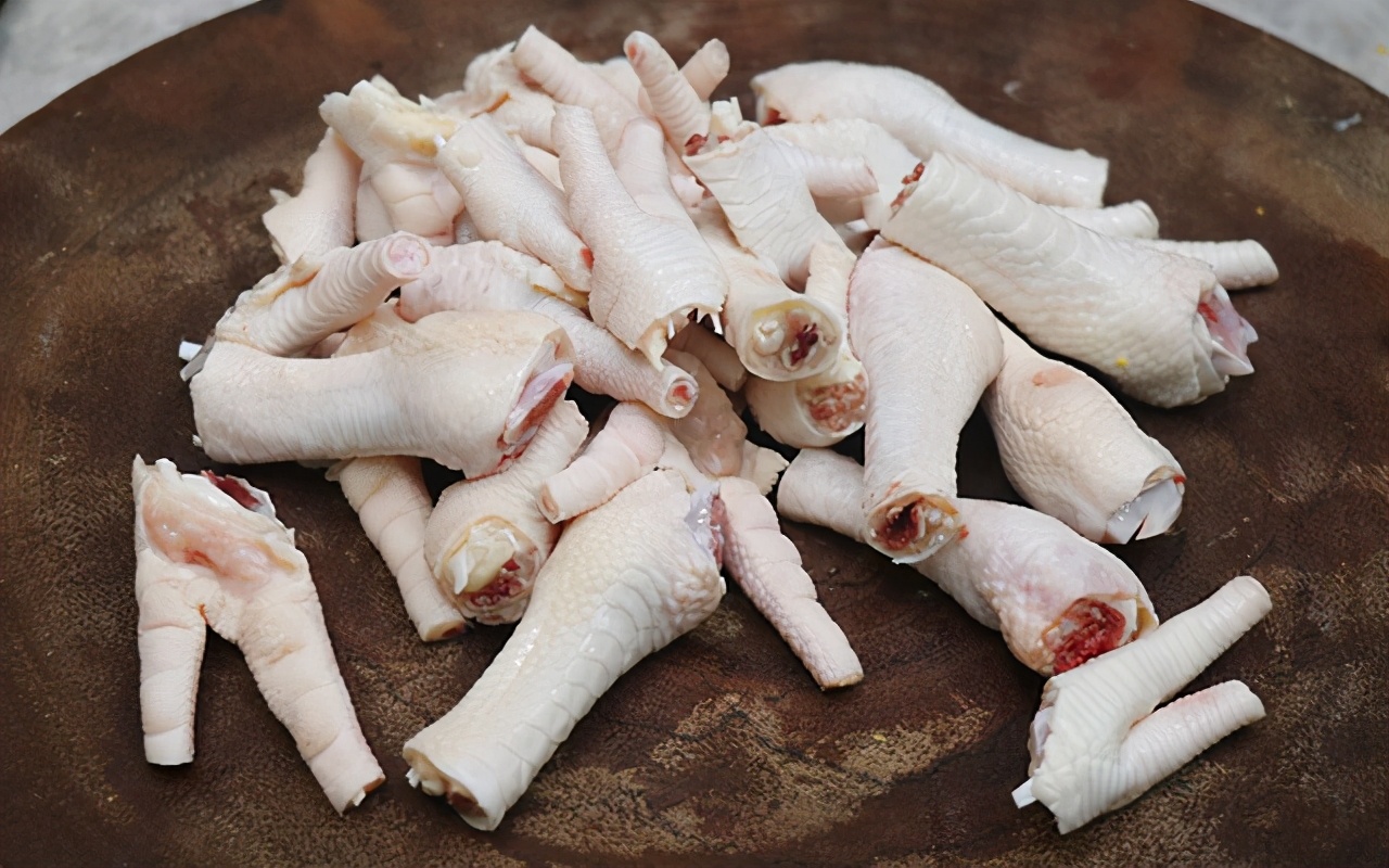 大厨教你做家常麻辣鸡爪,大厨鸡爪家常做法大全