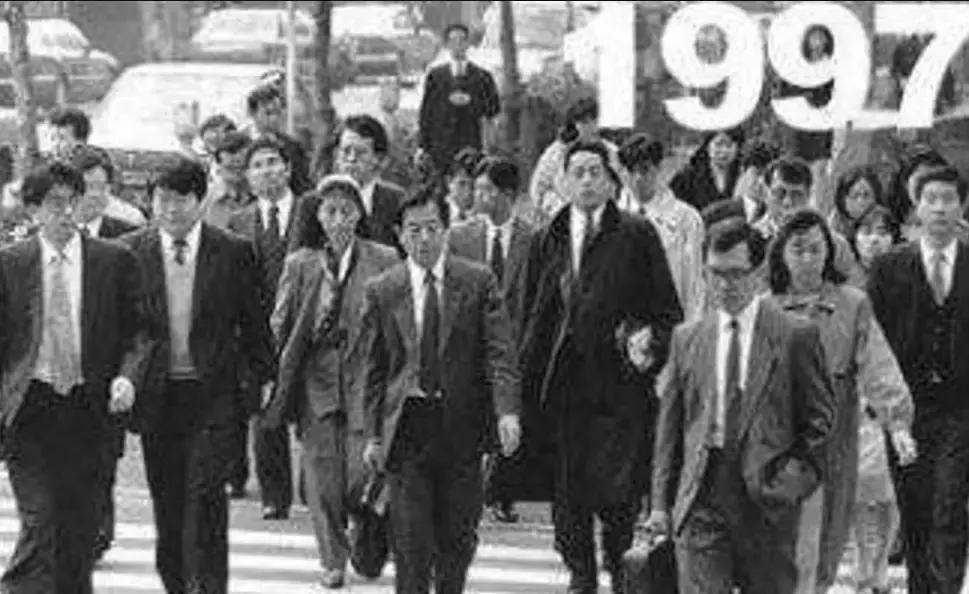 从捡垃圾到世界冠军完整,京东方发展史全过程