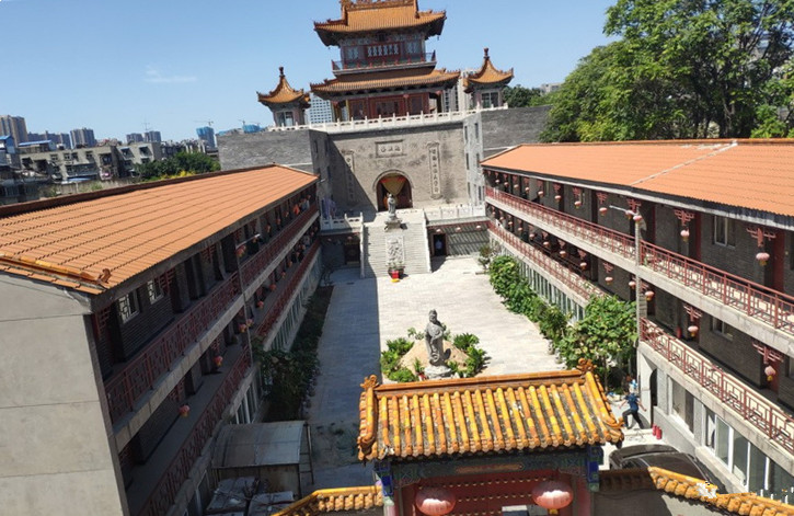 西安莲湖区20个旅游景点，3个是公园，其他17个历史底蕴丰厚