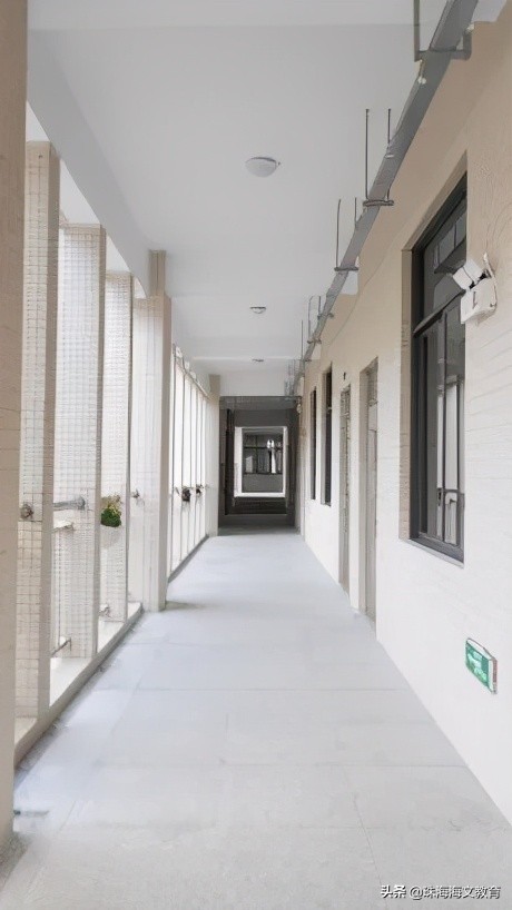 珠海特色高中,珠海市四中高中