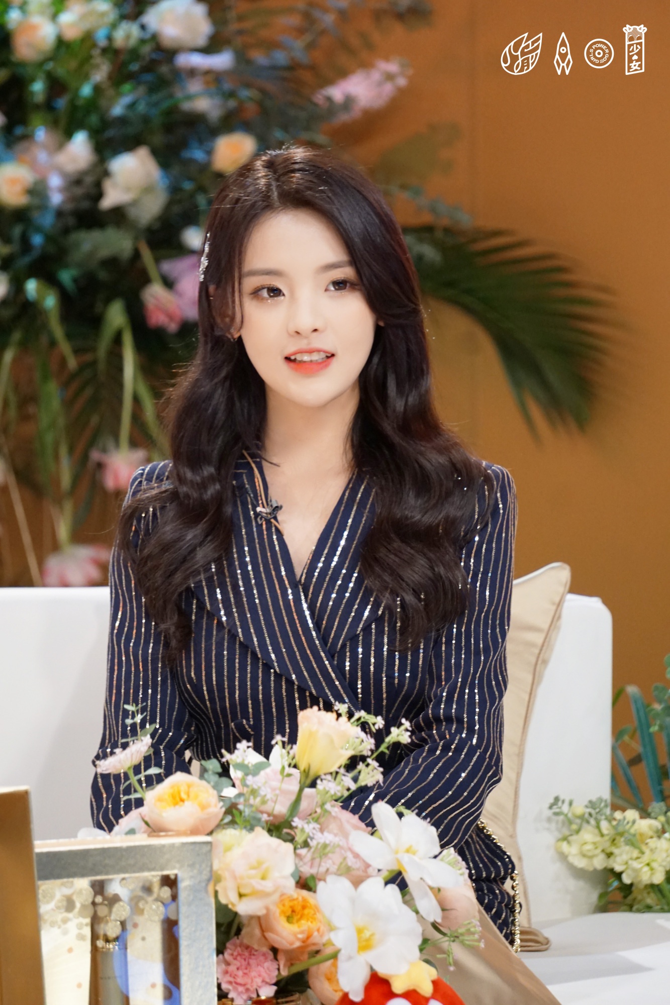 王一博乐华朱正廷,uniq乐华王一博周艺轩李汶翰