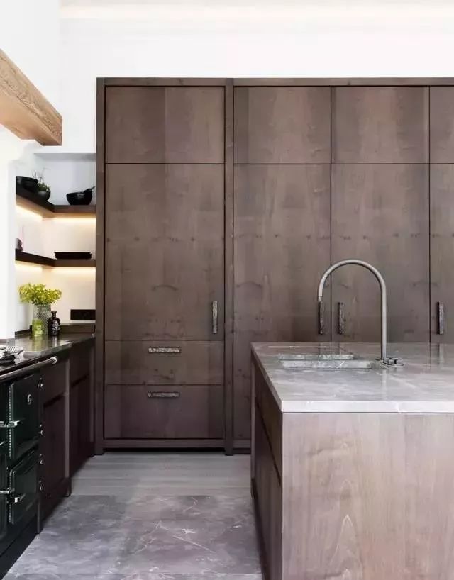 橱柜台面用大理石好还是石英石好,橱柜大理石台面宽度标准