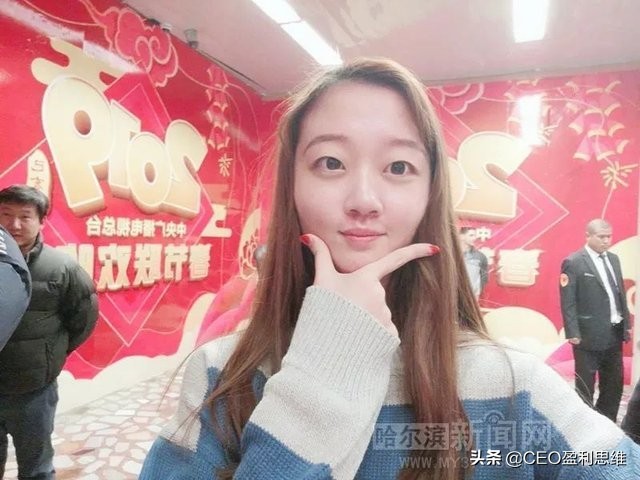 今年春晚第一快手！美女速录员每分钟能打400字